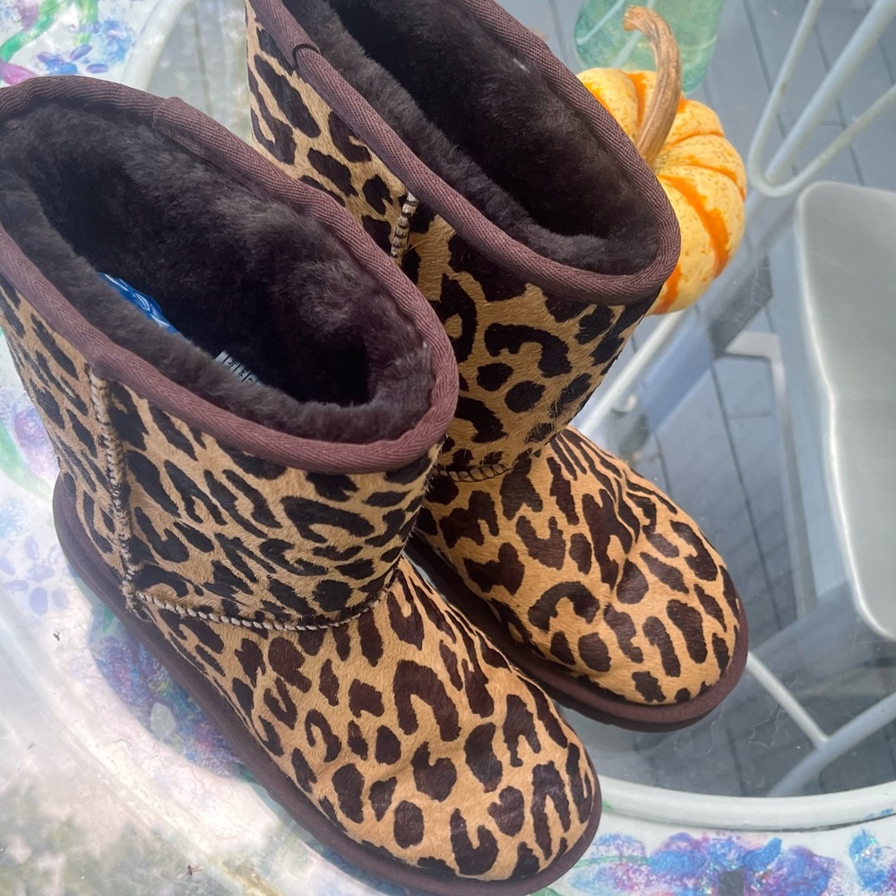 Ugg Classic Short Leopard Print Winter Boots - Br… - image 1